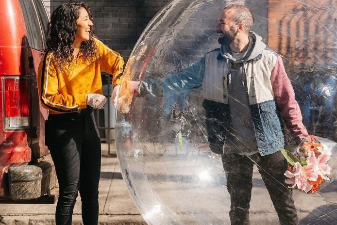 To tinh bang drone, hen ho qua tui khi trong thoi Covid-19 hinh anh