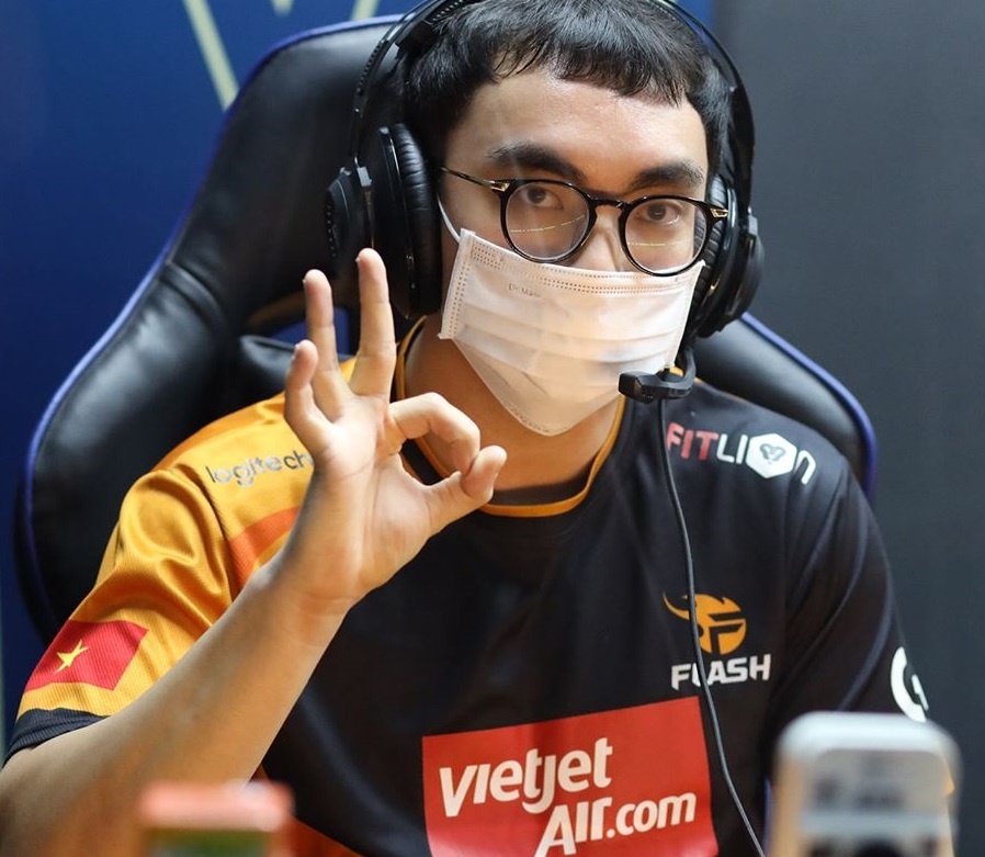 Team Flash danh bai HTVC IGP Gaming anh 1