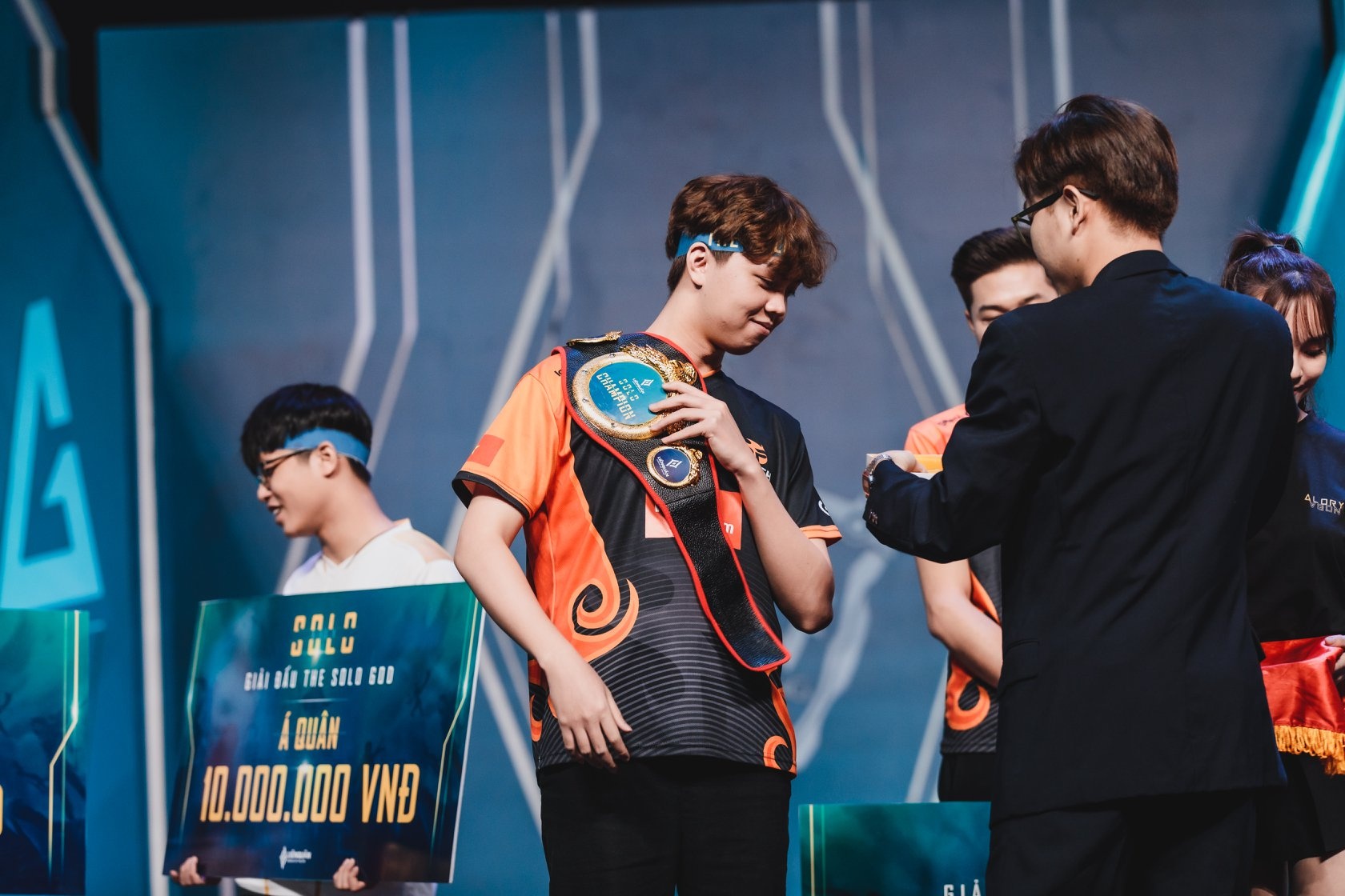 Chung ket Lien Quan Mobile 2020 anh 3