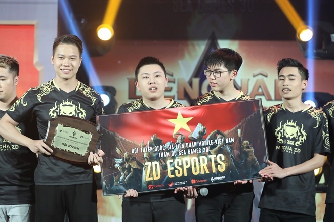 Rot hang, tuyen Lien Quan tung du SEA Games giai the hinh anh