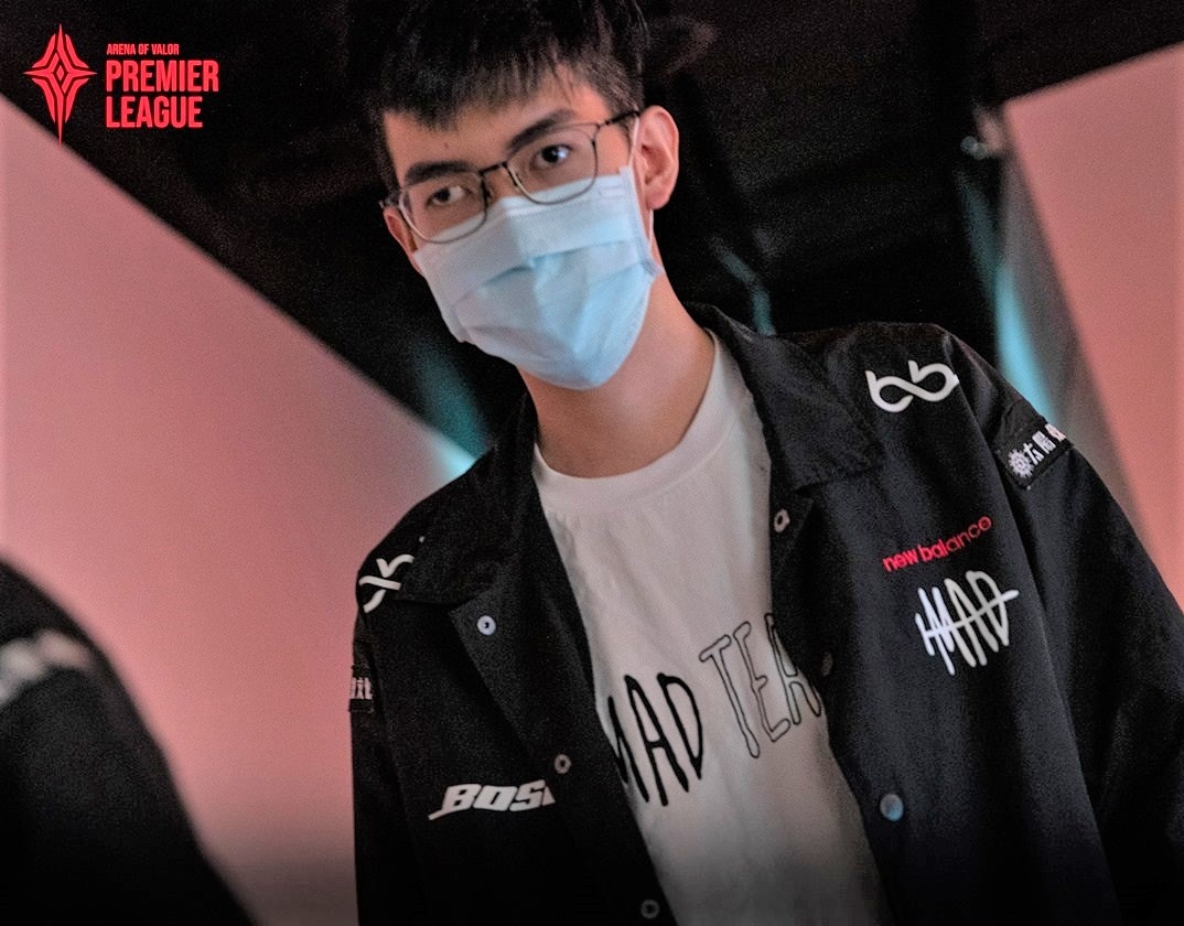 Cac doi Lien quan Mobile Viet Nam thi dau bet bat hinh anh