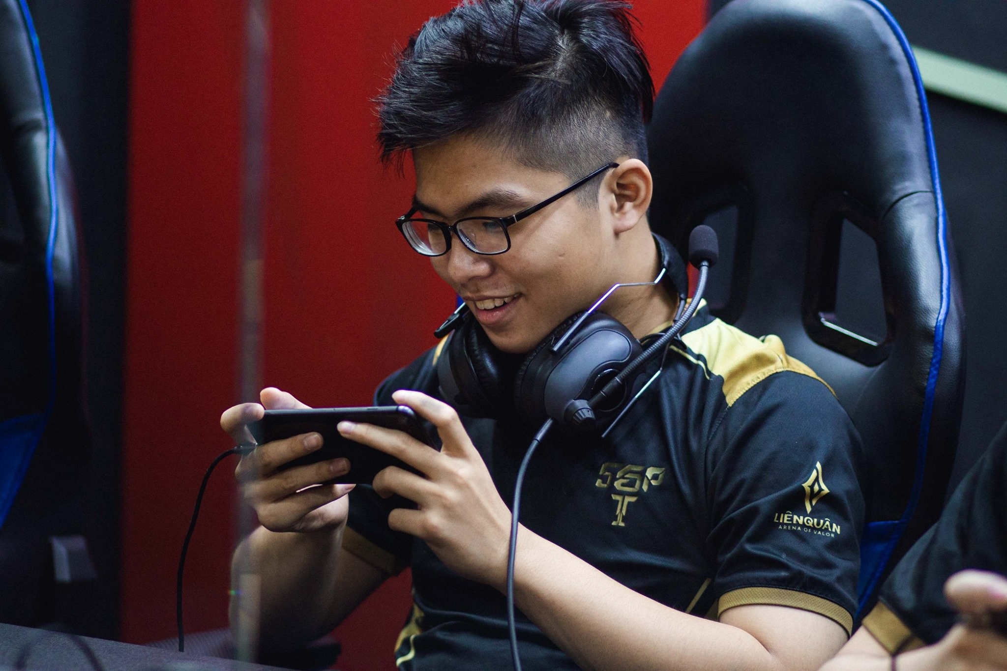 Project H chinh thuc bi loai khoi Lien Quan APL 2020 anh 2