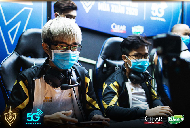 Lai Bang va BronzeV,  tiec cho bo doi huynh de tuong tan anh 2