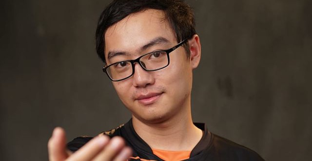 Garena VN: 'Vi pham cua cuu Giam doc Team Flash la rat nghiem trong' hinh anh