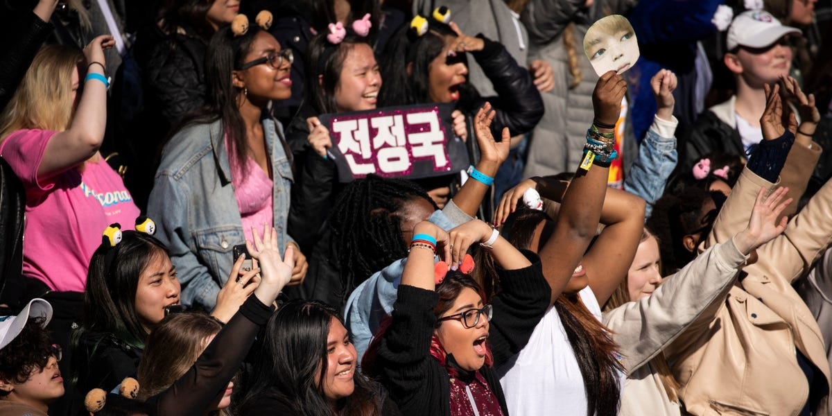 Fan Kpop da den bi ky thi tren cac trang mang xa hoi hinh anh