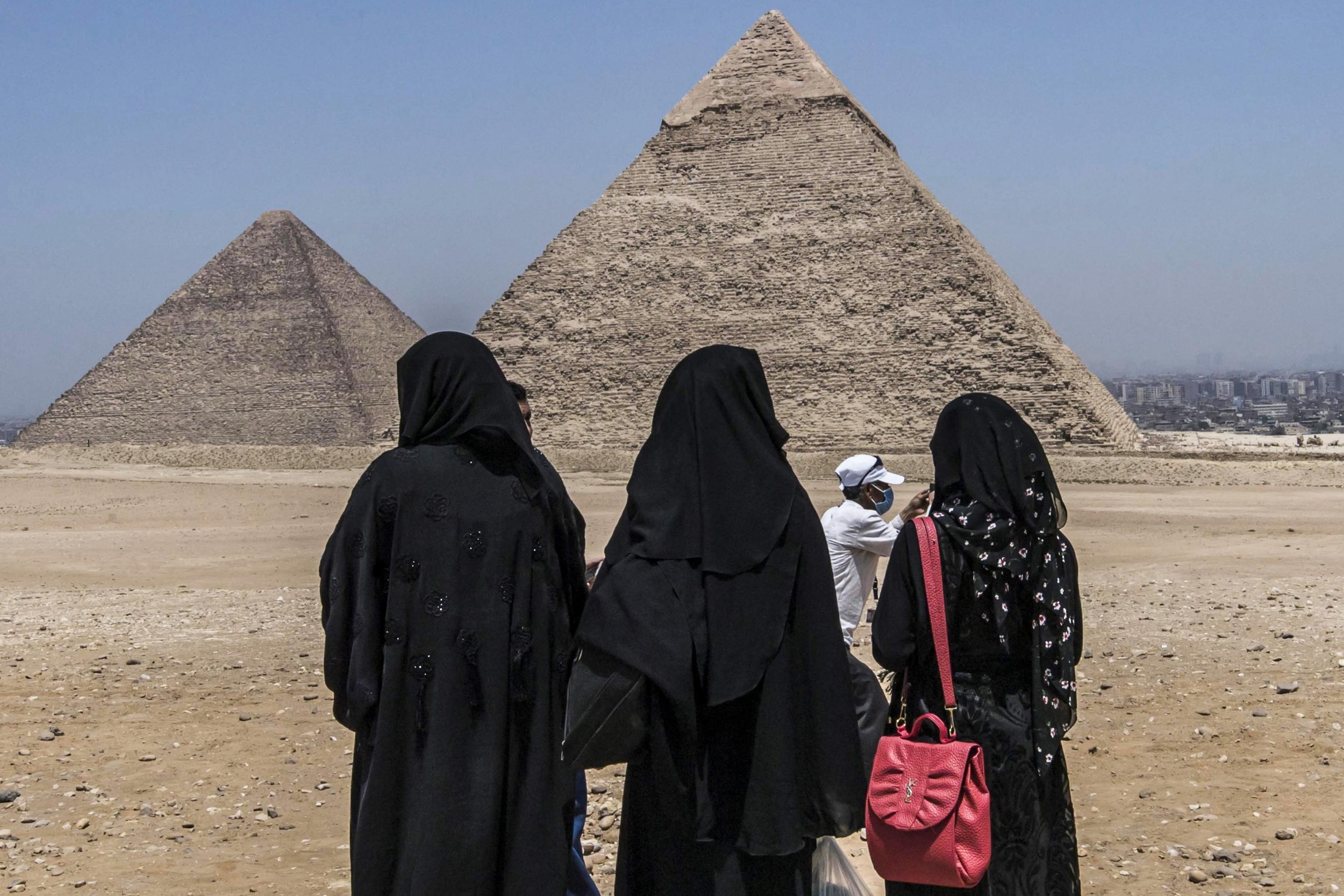 Elon Musk: 'Nguoi ngoai hanh tinh da xay kim tu thap' hinh anh