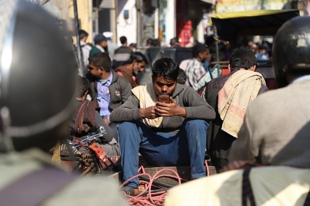 Cu nga cua Huawei va tham vong cua Oppo anh 3