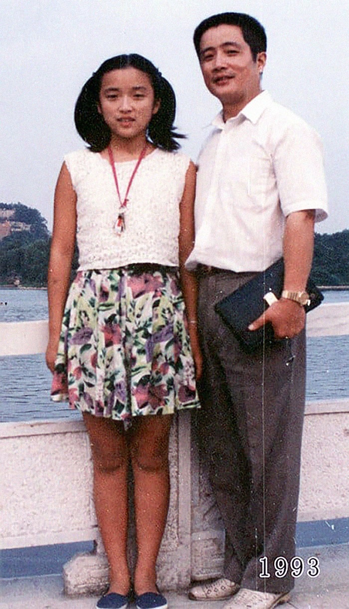 Anh cha va con gai tai cung mot diem suot 40 nam anh 7