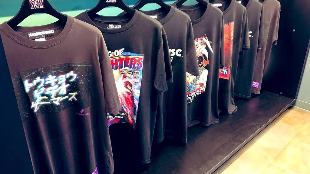 Quan bar dien tu thung doc dao tai Nhat Ban anh 8