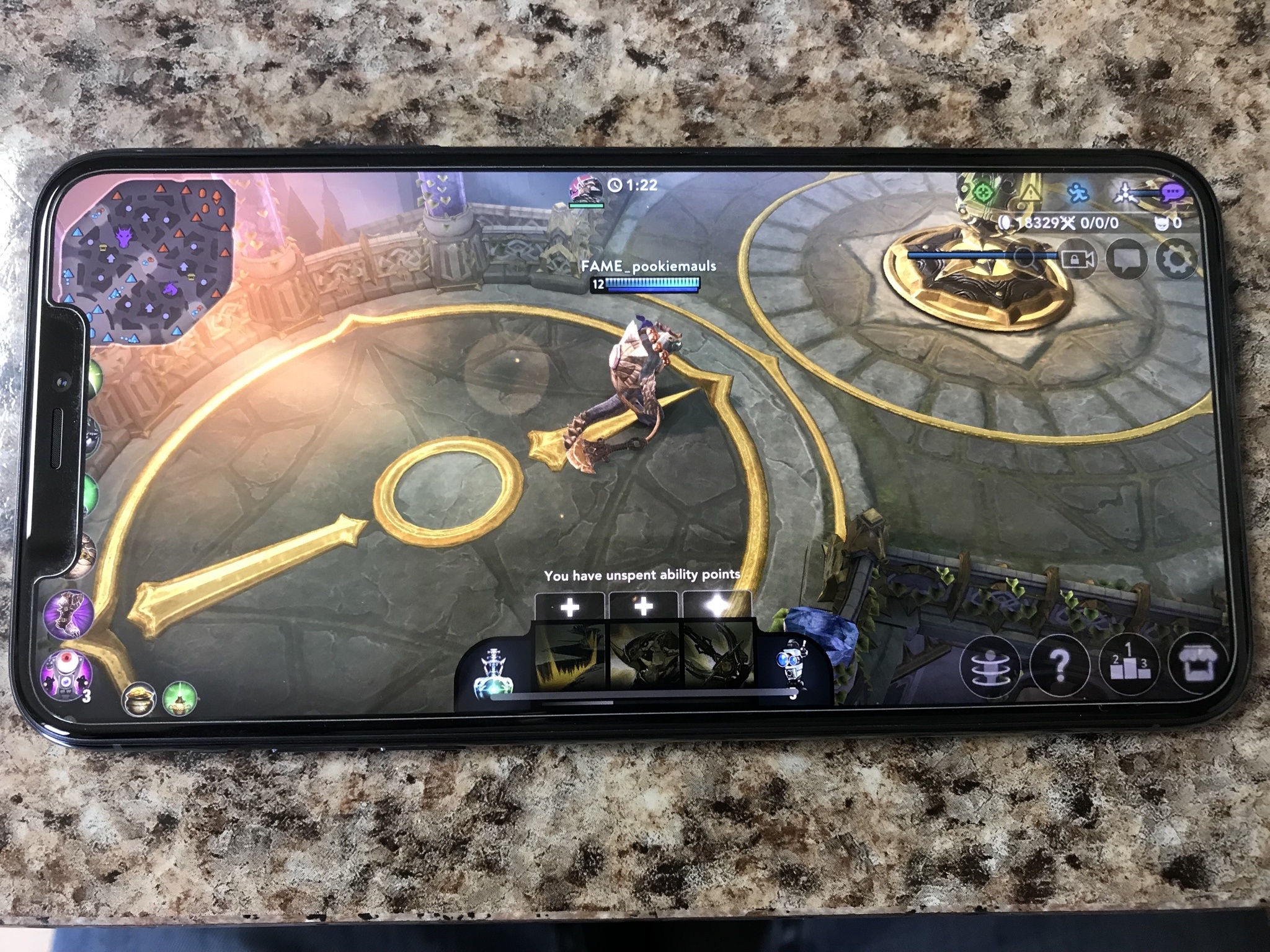 iPhone 11 Pro Max duoc Team Flash su dung tai Lien Quan AIC anh 1