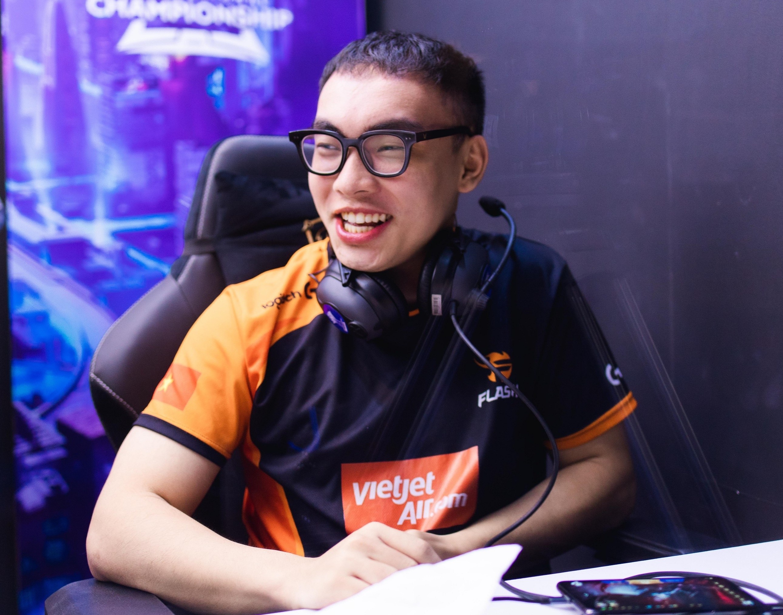 Team Flash dung Valhein tro thu, rank Viet hoi hop cho dien bien hinh anh