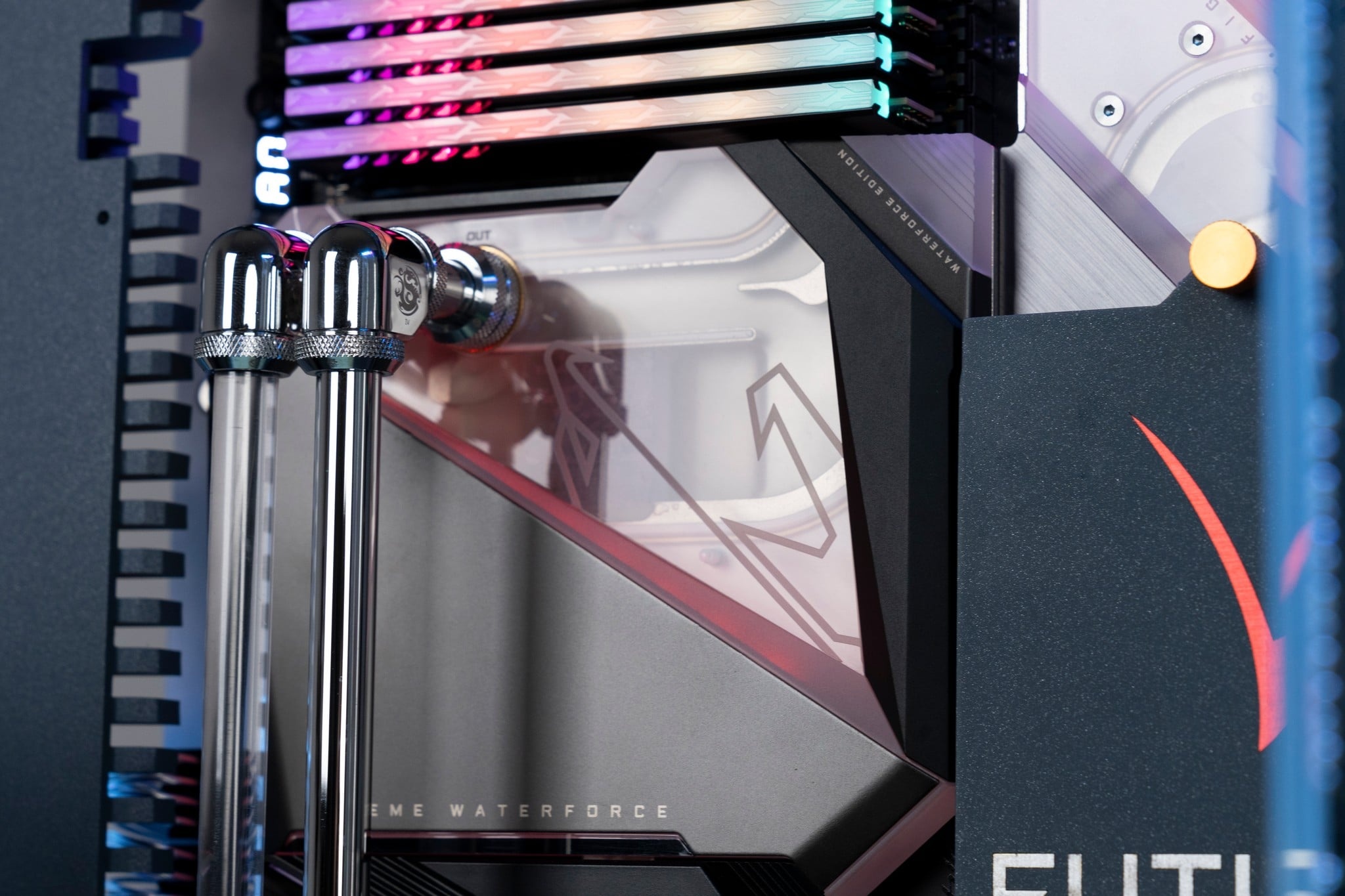 Dan PC ket hop thuy sinh cua Pew Pew anh 2