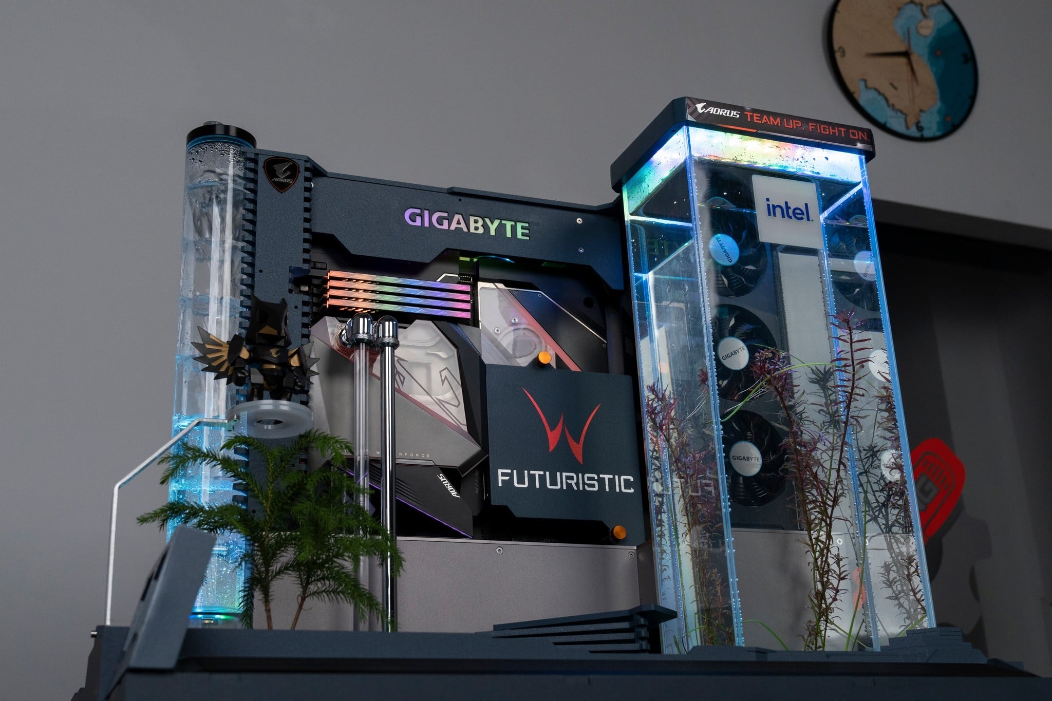 Dan PC ket hop thuy sinh cua Pew Pew anh 1