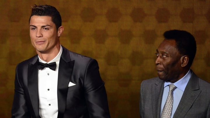 Pele chinh sua Instagram vi Cristiano Ronaldo hinh anh