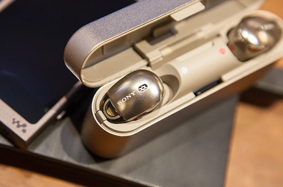 Nhung tai nghe true-wireless dang mua trong tam gia 5 trieu o Viet Nam hinh anh