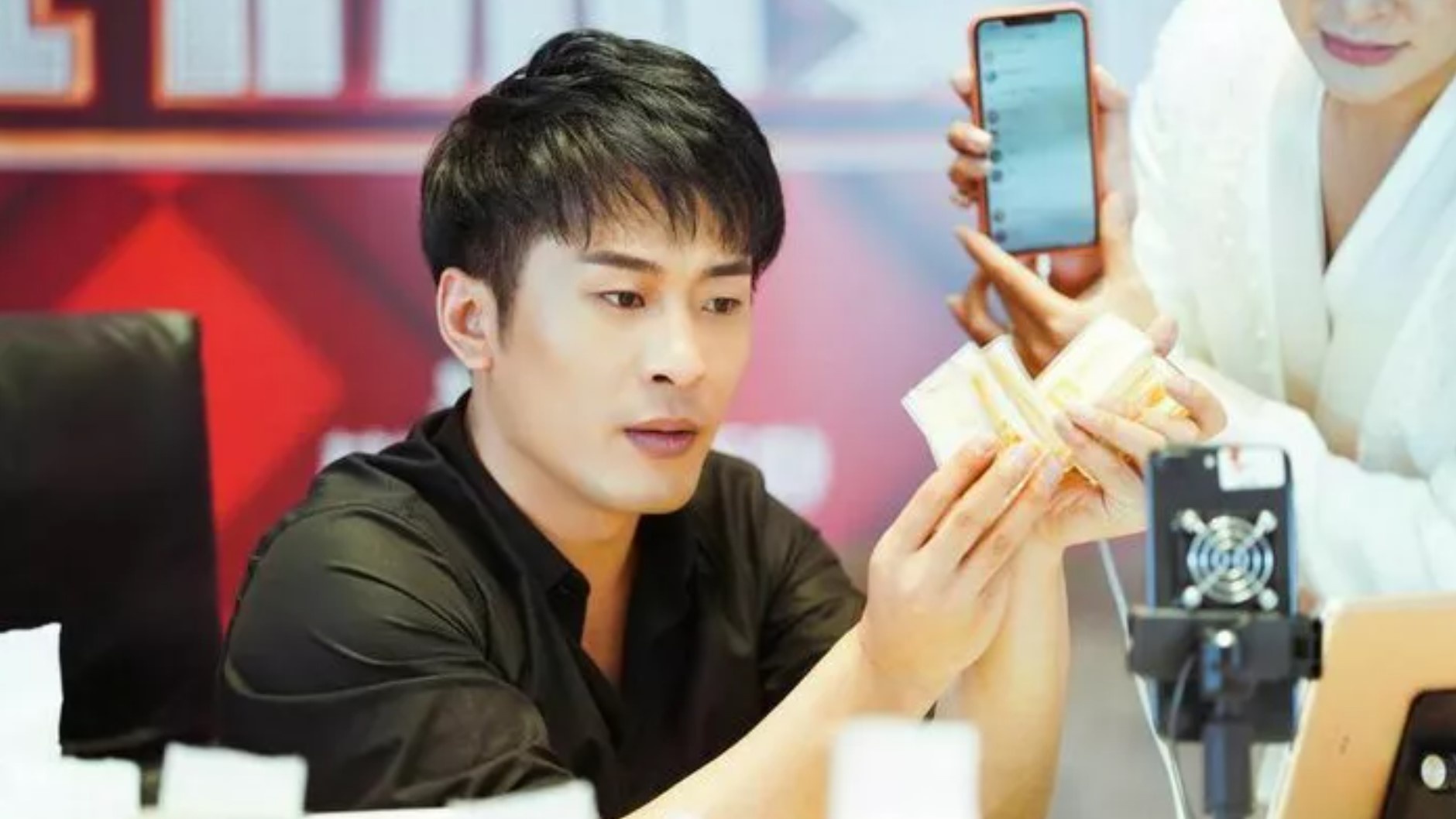 'Ong hoang livestream' Trung Quoc sap bi soan ngoi hinh anh