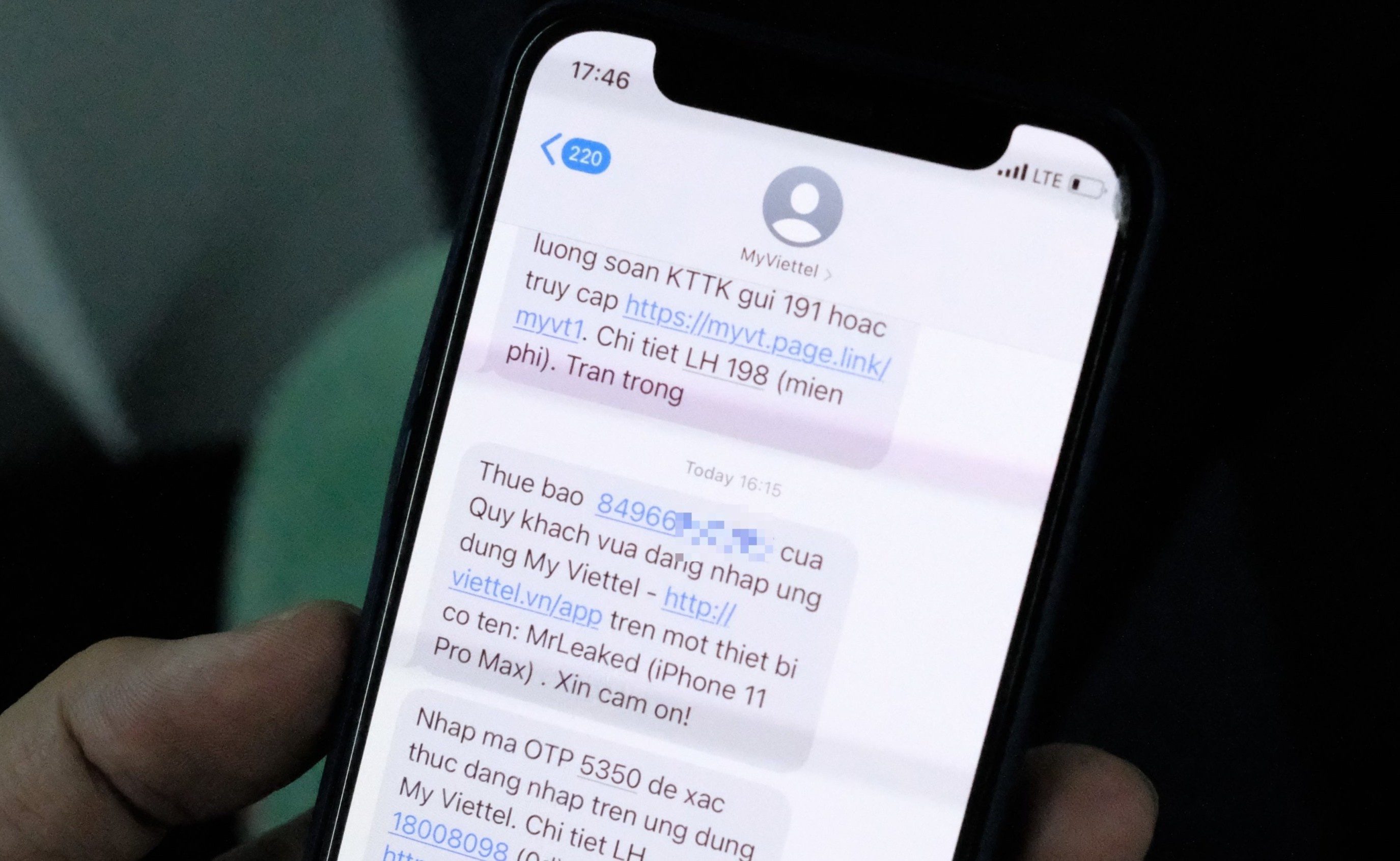 Ly do nhieu thue bao Viettel nhan duoc tin nhan dang ngo hinh anh