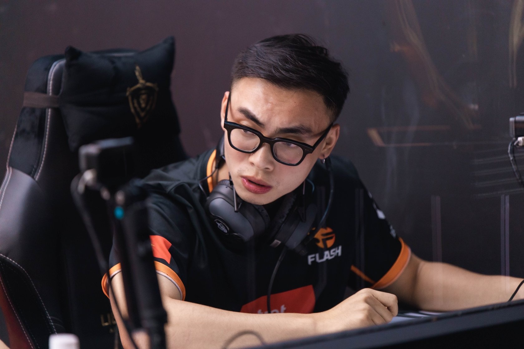 Team Flash chat vat tim duong vao chung ket Lien Quan hinh anh