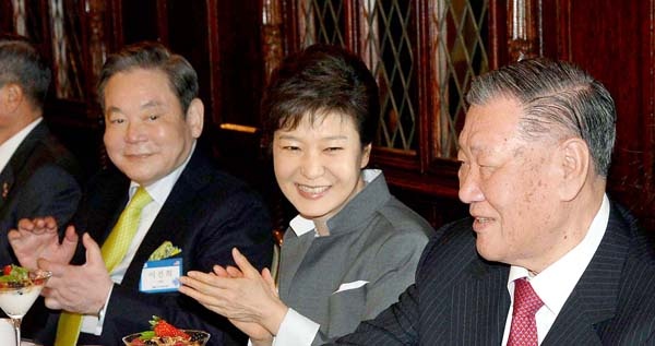 thai tu Samsung Lee Jae Yong bi bat anh 2