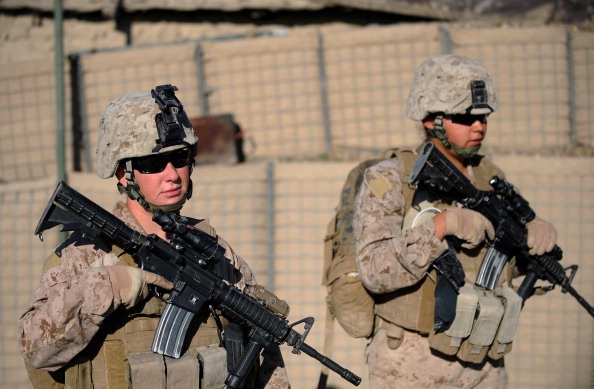 nu binh si My bi tung anh nhay cam anh 2