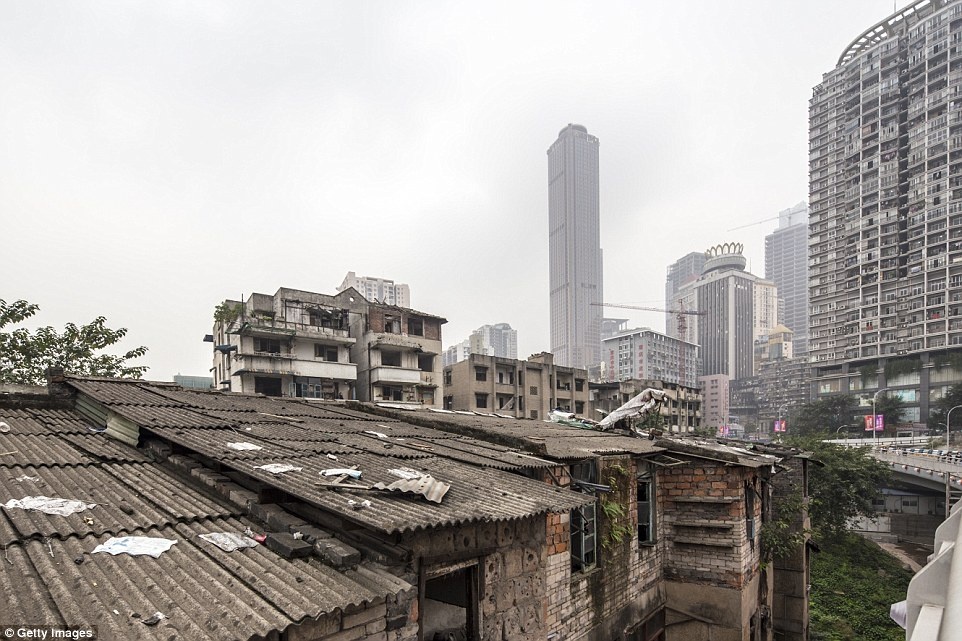 toa nha choc troi anh 8