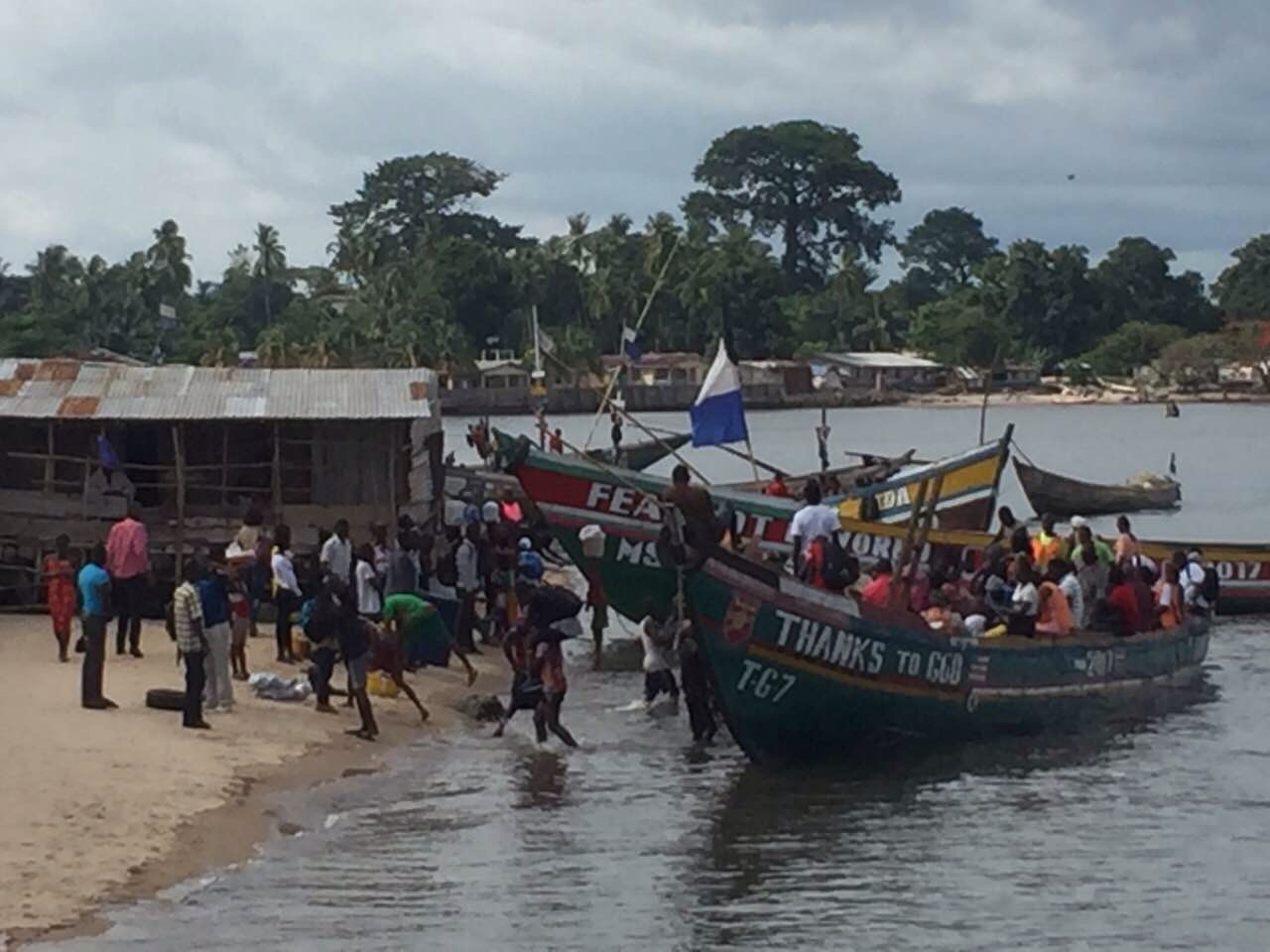 nguoi dan Tay Phi anh 9