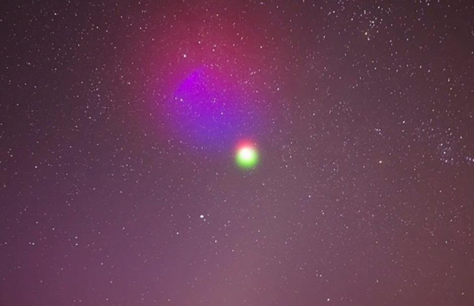 NASA sap phong may mau phat sang vao vu tru hinh anh