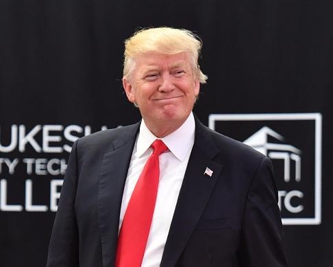 200 nghi si dang Dan chu kien TT Trump vi nhan tien tu nuoc ngoai hinh anh