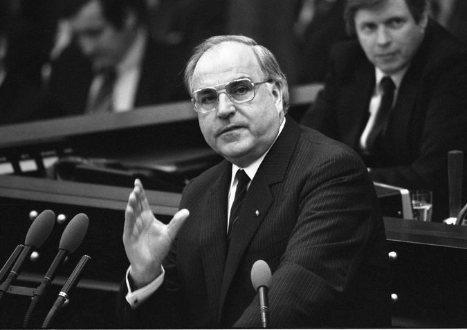 Helmut Kohl qua doi anh 3