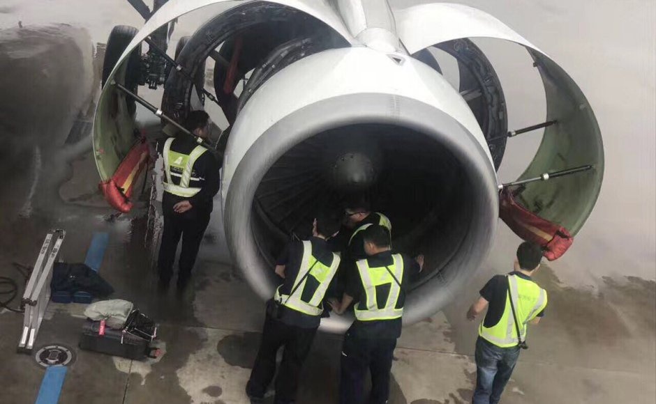 Nhung su co hy huu khien cac chuyen bay bi tri hoan hinh anh