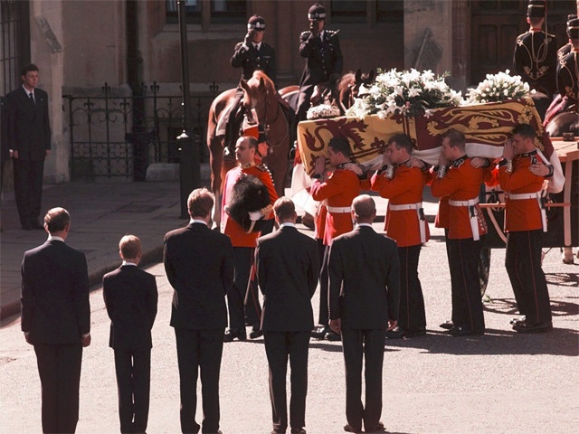 20 nam ngay mat Cong nuong Diana anh 13