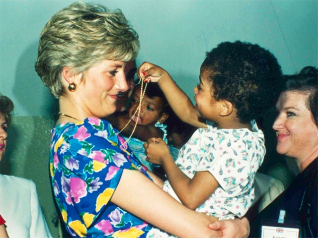 Công nương Diana ảnh 3 Cong nuong Diana anh 3