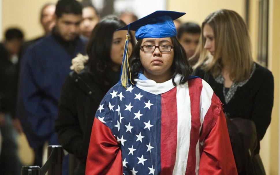 New York doa kien ong Trump vi chuong trinh bao ve tre nhap cu hinh anh