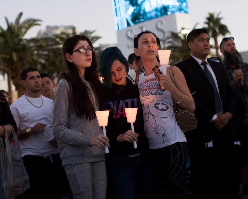 Viet Nam gui dien chia buon voi My ve vu xa sung o Las Vegas hinh anh