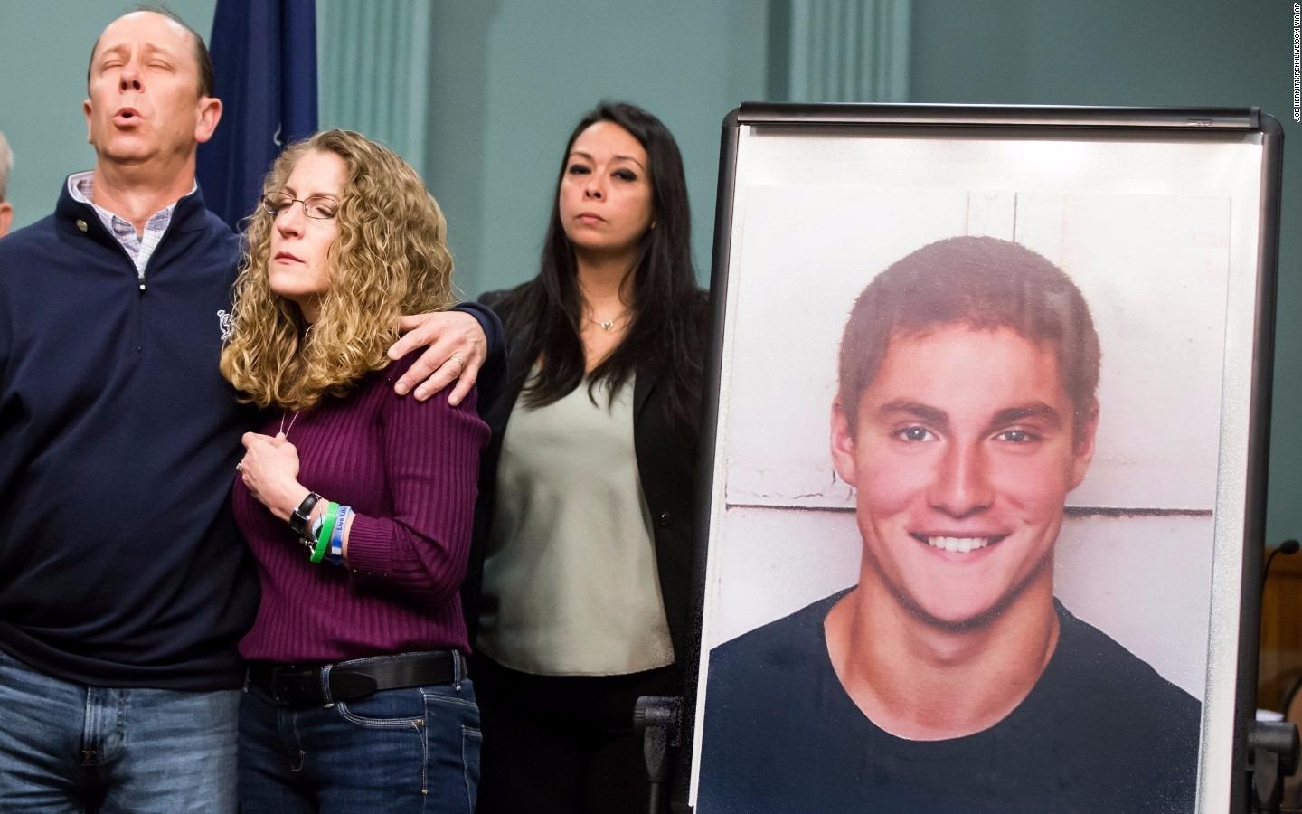 Nhung tro nguoc dai bien cuoc song sinh vien My thanh ac mong hinh anh