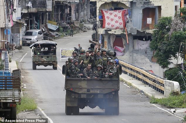 giai phong Marawi anh 10