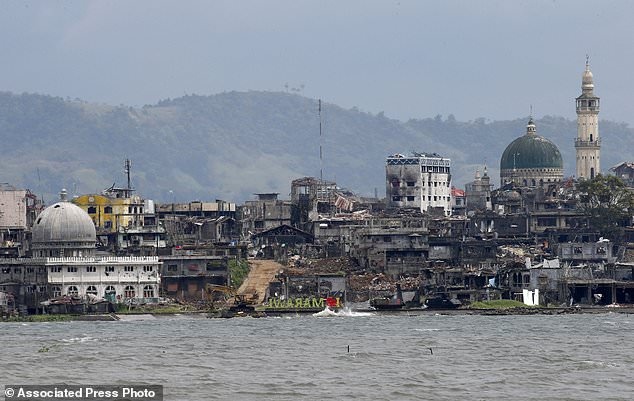 giai phong Marawi anh 3