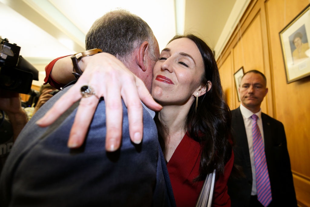 thu tuong tre nhat New Zealand anh 2