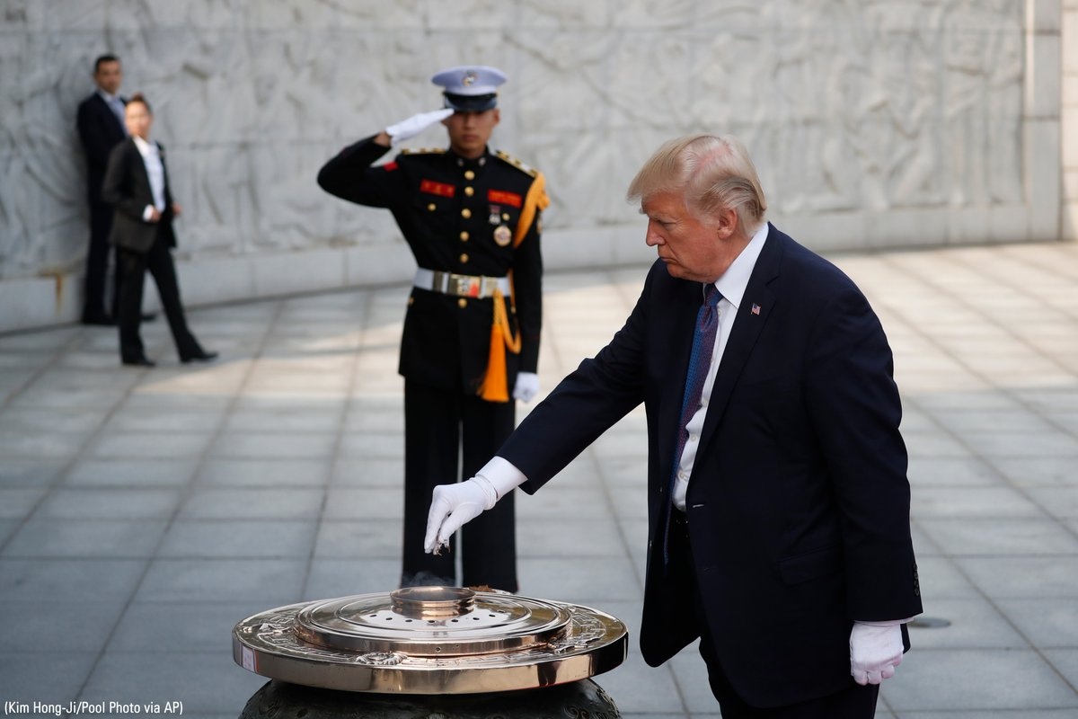 Trump den Viet Nam anh 5