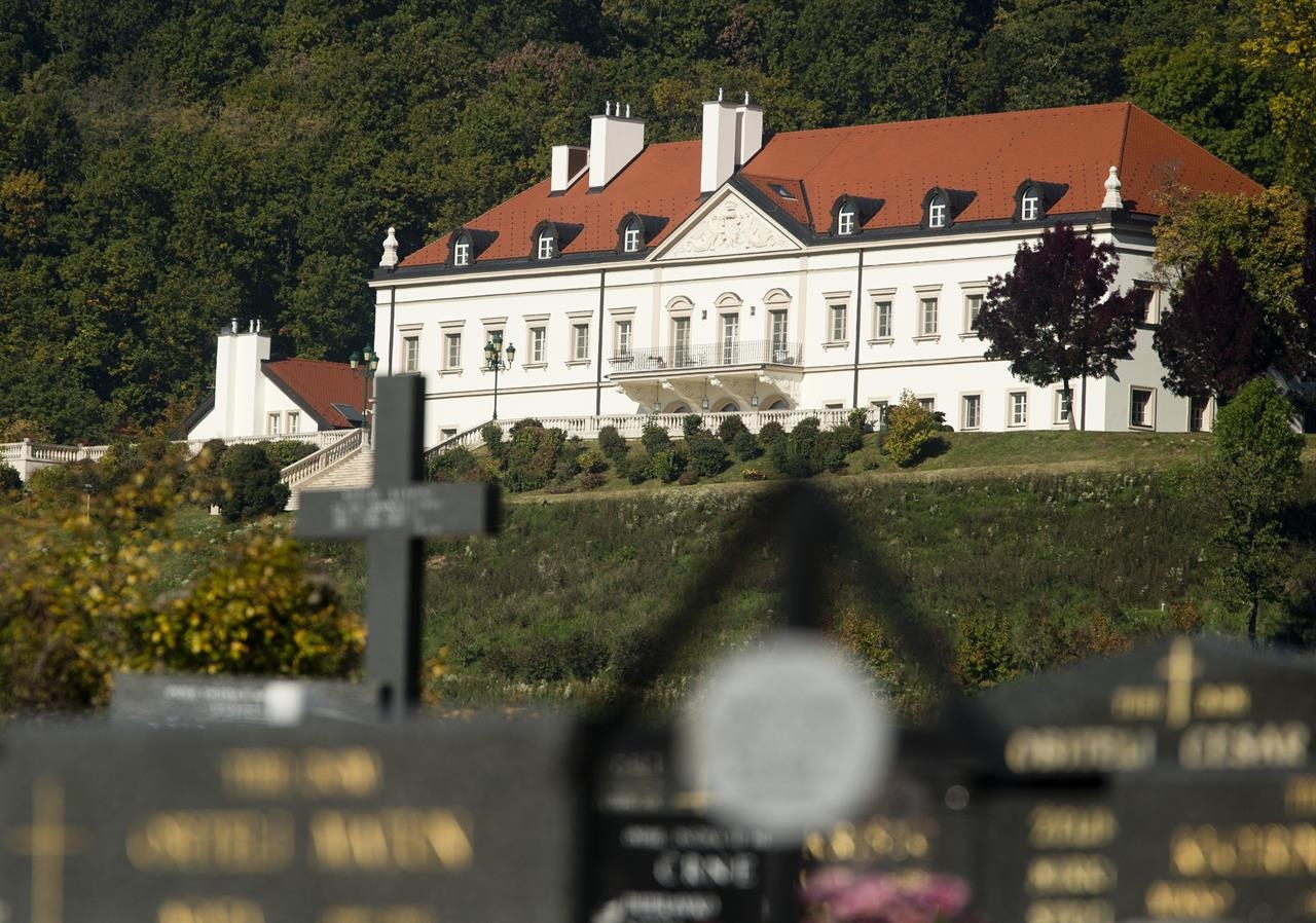 Agrokor pha san anh 1