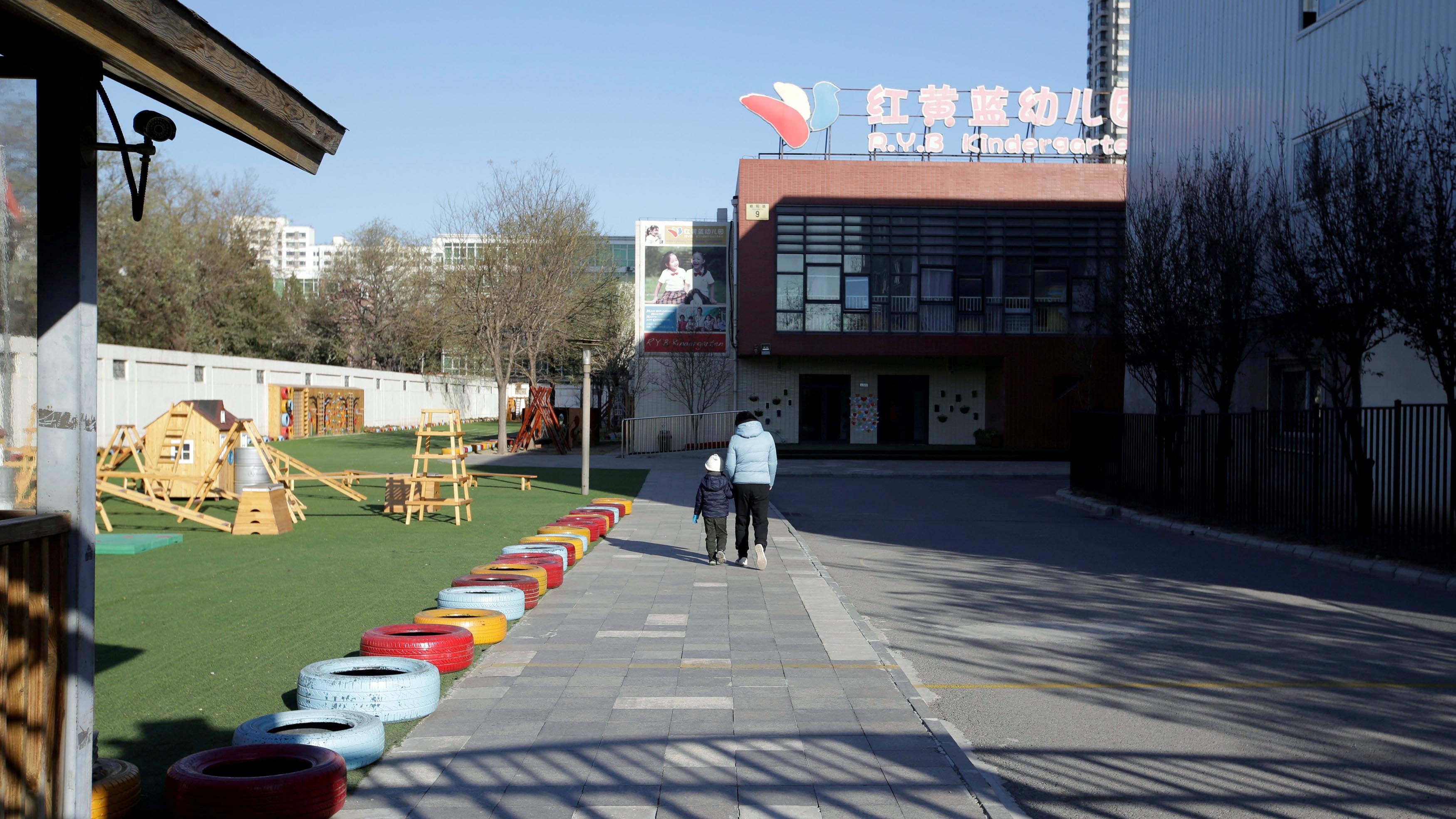 bao hanh tre mau giao anh 1