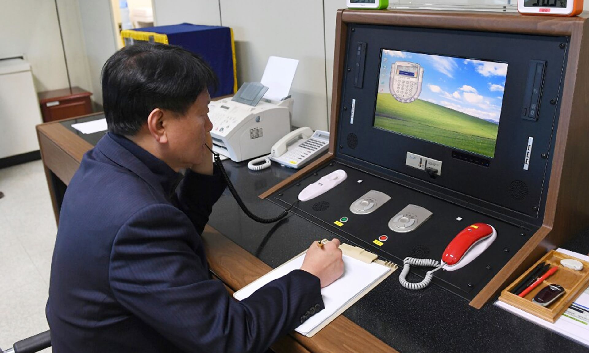 Cuoc goi dau tien tren duong day nong Han-Trieu sau 2 nam dong bang hinh anh