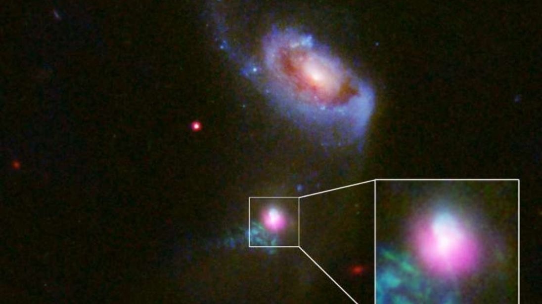 hố đen quái vật ợ hơi hai lần ảnh 1 ho den quai vat o hoi hai lan anh 1