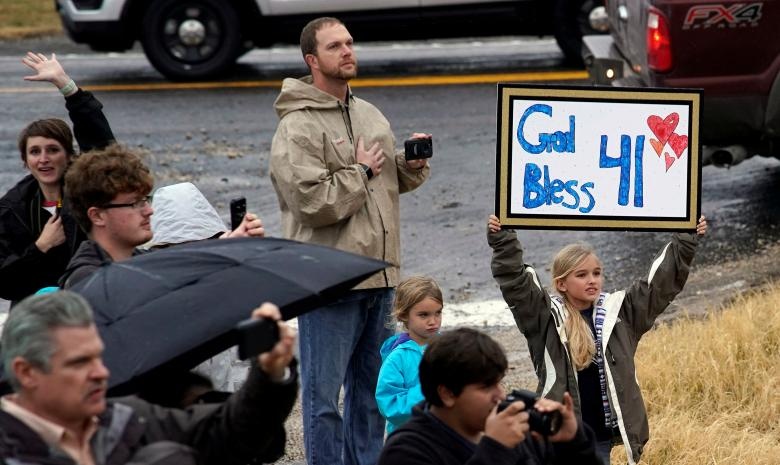 tang le Bush cha anh 6