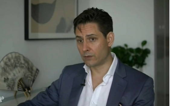 nha ngoai giao Canada bi bat o Trung Quoc anh 1