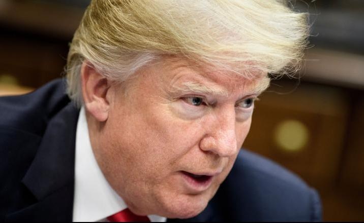 Sa thai bo truong da tu chuc, TT Trump khien Lau Nam Goc them hon loan hinh anh