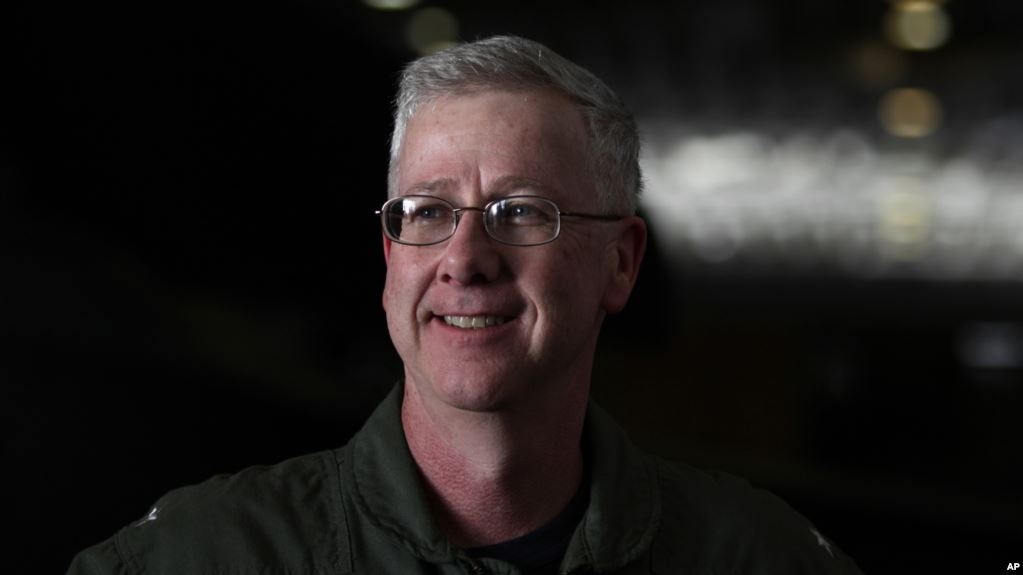 Them quan chuc Lau Nam Goc tu chuc theo Bo truong Mattis hinh anh