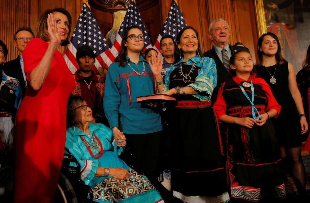 nu nghi si tho dan dau tien ha vien my anh 9