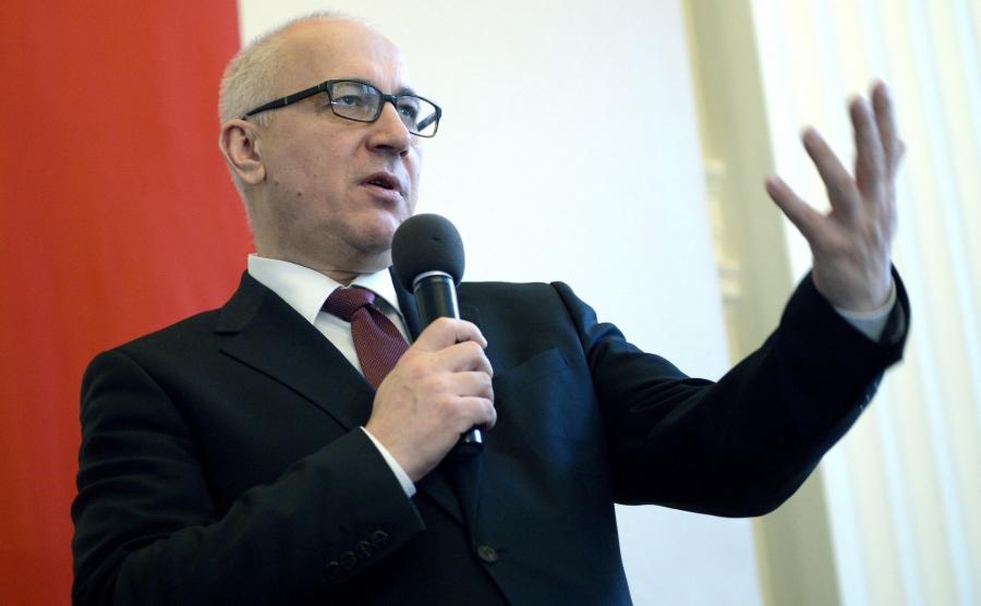 Sau vu Huawei, Ba Lan keu goi dong minh NATO chong lai tin tac TQ hinh anh