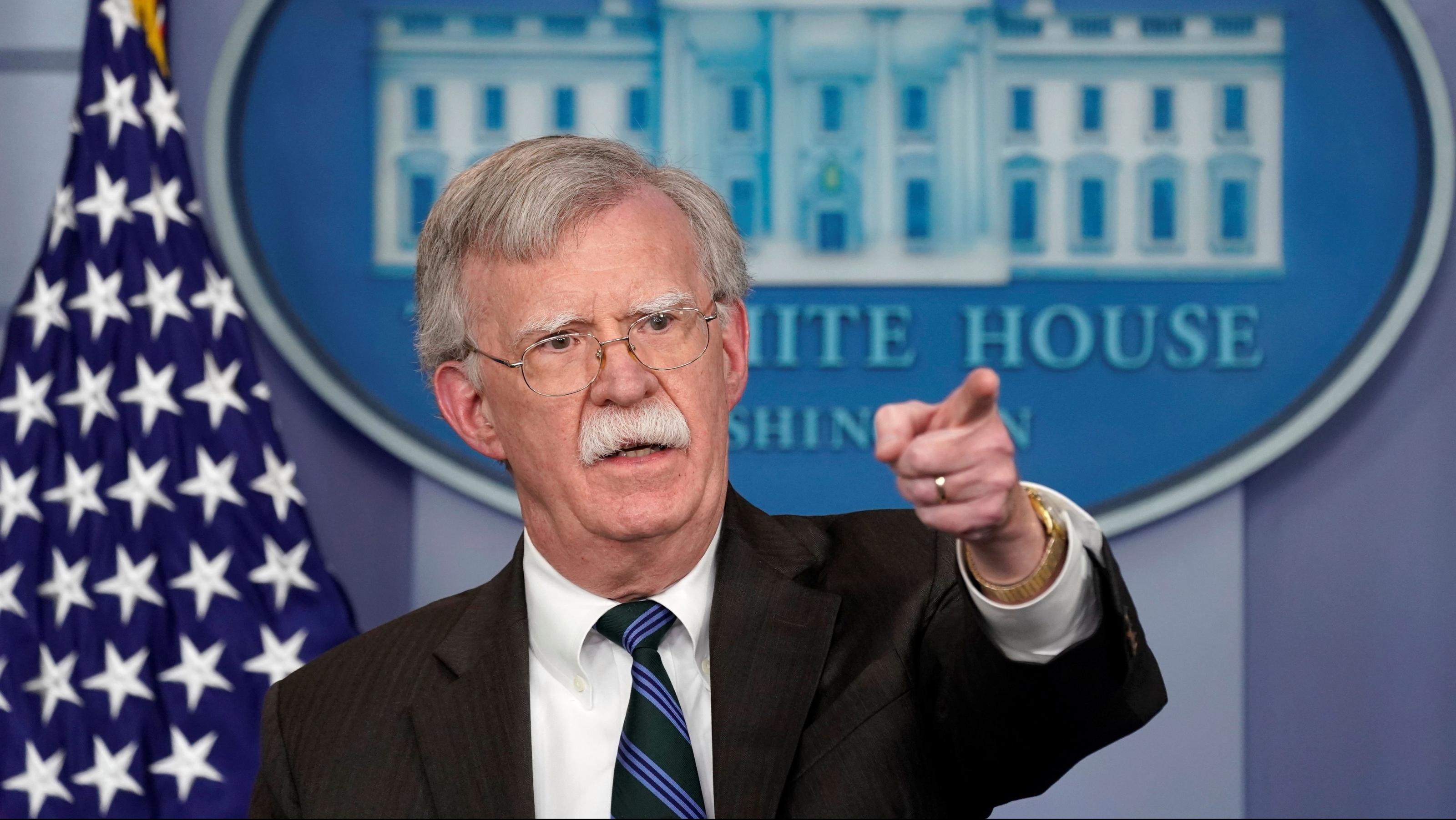 người áp chế Trump ảnh 2 nguoi ap che Trump anh 2